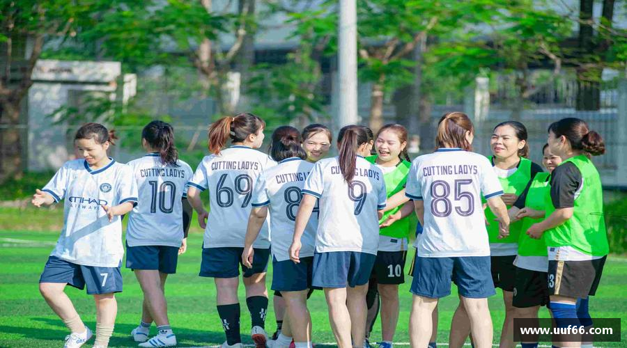 汗水浇灌梦想，坚持成就辉煌